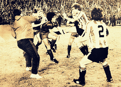 A group of people playing a sport

Description automatically generated with medium confidence